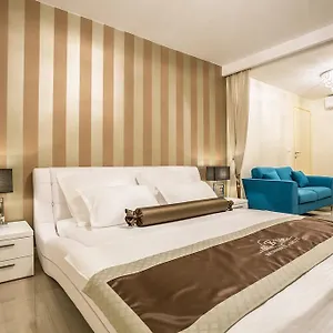 4* Pensión Benedict